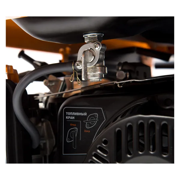 Бензиновый генератор Daewoo GDA 3800E