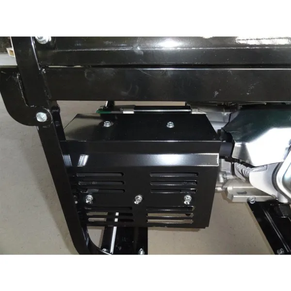 Бензиновый генератор Iron Angel EG8000E3/1
